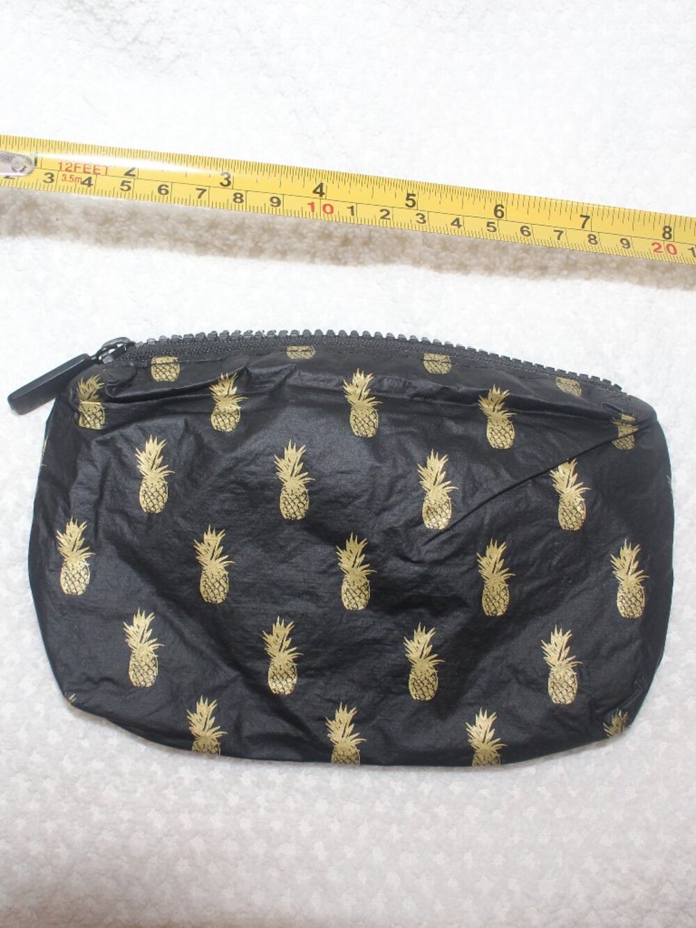 ALOHA Collection Black & Gold Pineapple Zip Travel Pouch